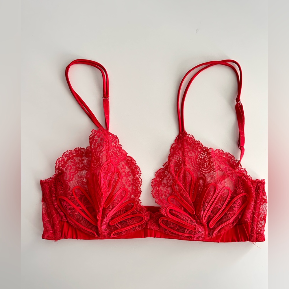 LA Perla Elegant Red Lace Bralette - Picture 3 of 12